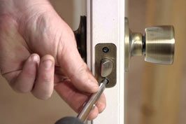 Locksmith Master Shop Houston, TX 713-470-0697 Locksmith Master Shop Houston, TX 713-470-0697