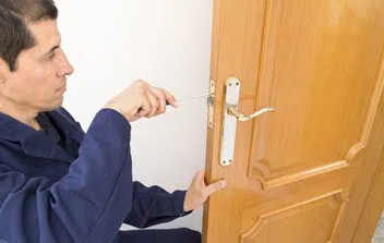 Locksmith Master Shop Houston, TX 713-470-0697 - 4-Locksmith-Help